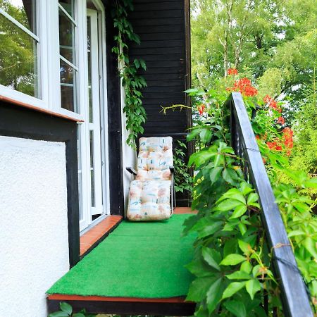 Lovely Apartment In Rusko With Pool Garden Darlowo Exterior photo