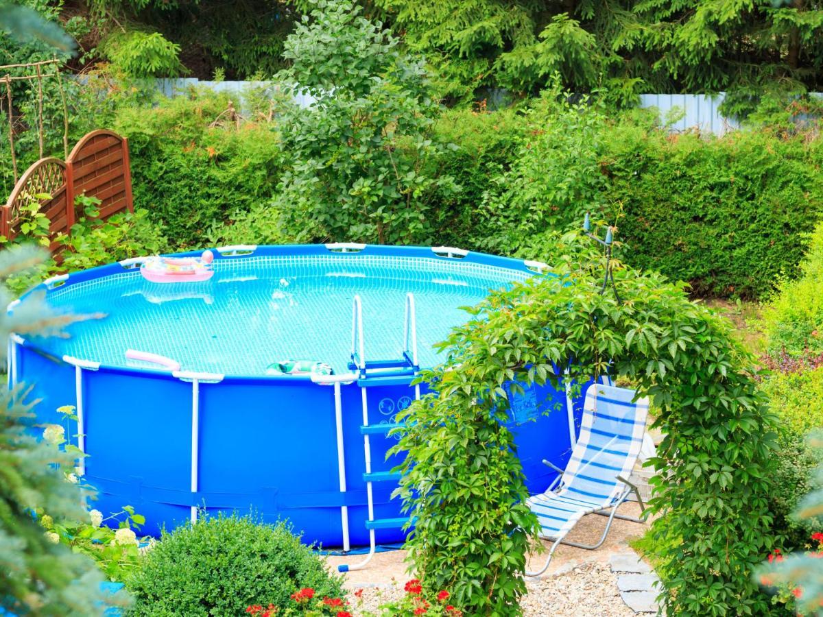 Lovely Apartment In Rusko With Pool Garden Darlowo Exterior photo