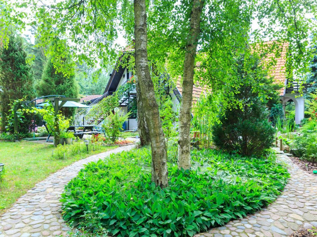 Lovely Apartment In Rusko With Pool Garden Darlowo Exterior photo