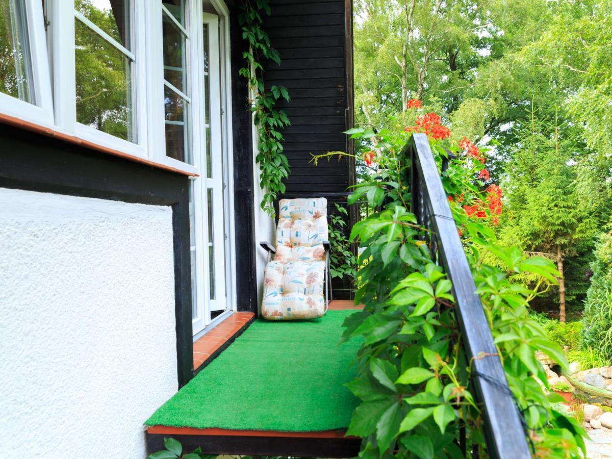 Lovely Apartment In Rusko With Pool Garden Darlowo Exterior photo